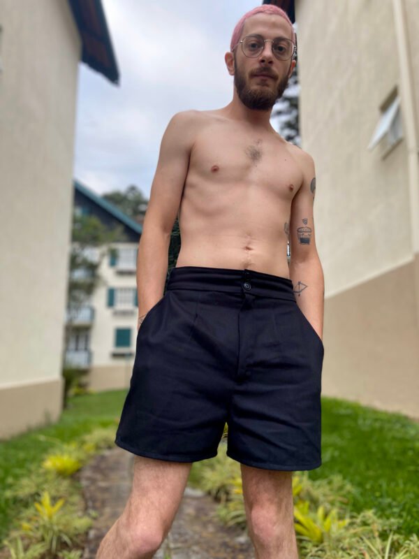 short em brim